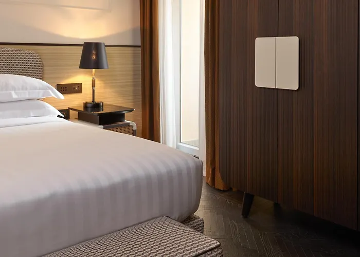 Otel Tb Place