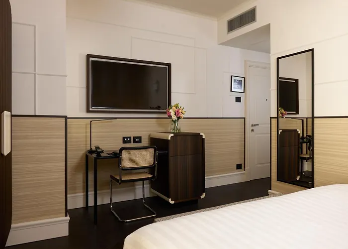 Tb Place Otel 4*
