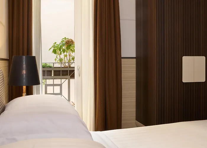 Tb Place Otel 4*